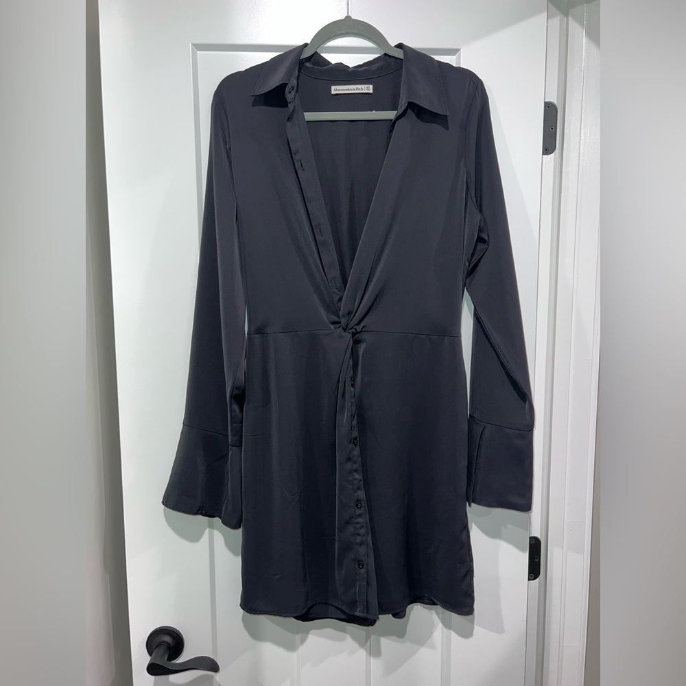 ⚡️ FLASH SALE ⚡️ Abercrombie Satin Dress